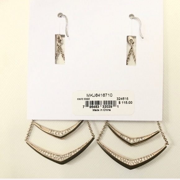 LAST 1 ⭐️ NWT MK gold tone Chandelier Earrings - Picture 5 of 5